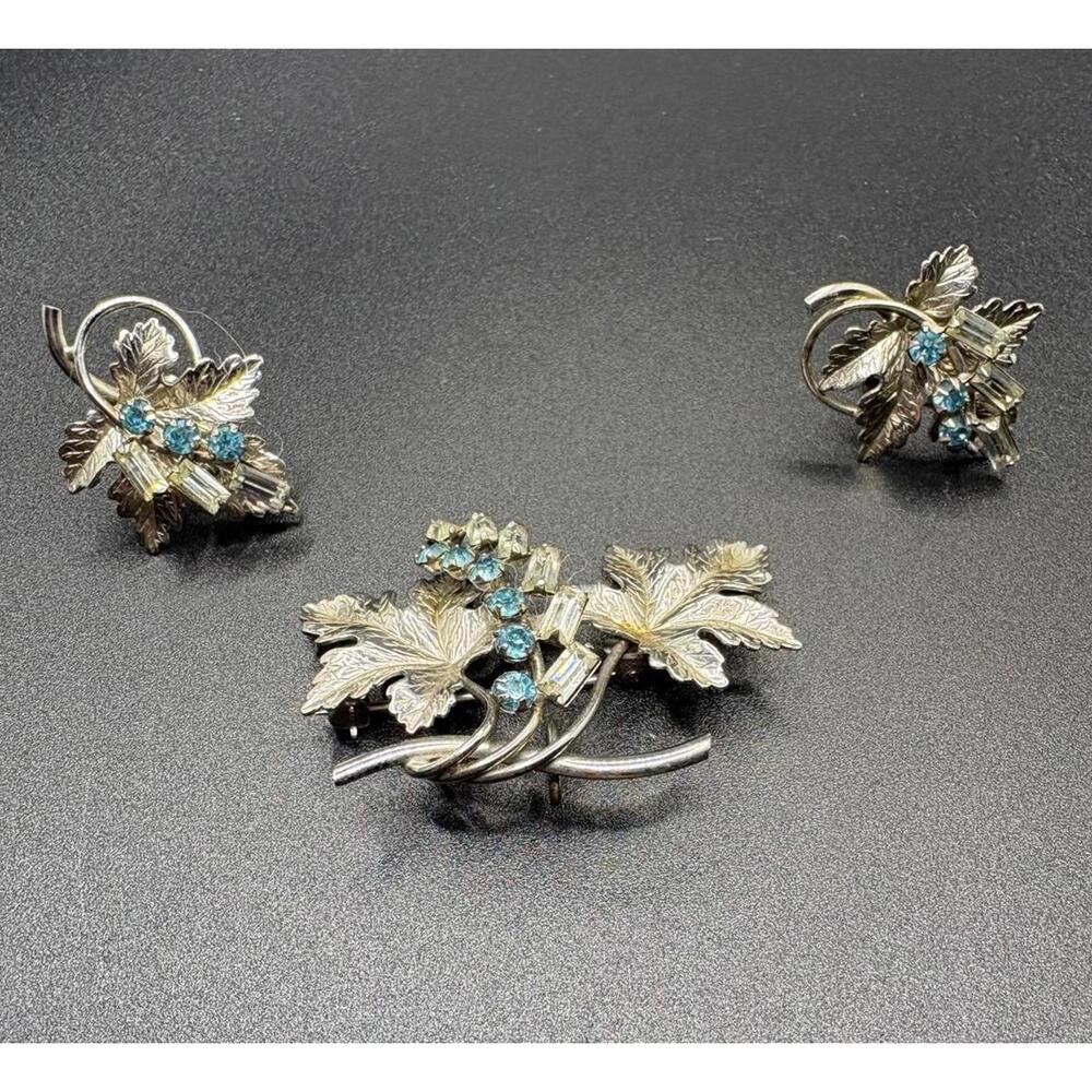 1950s Vintage Sterling Silver Carl-Art Leaf Brooch And Earring set